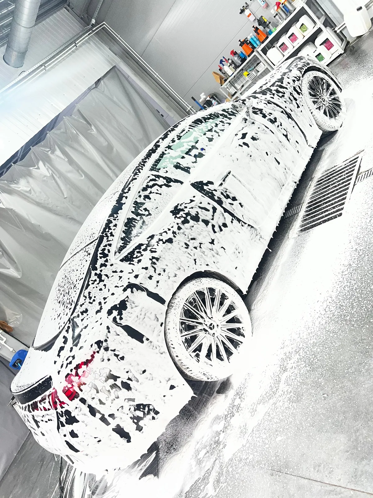 В работу заехал Mercedes😎