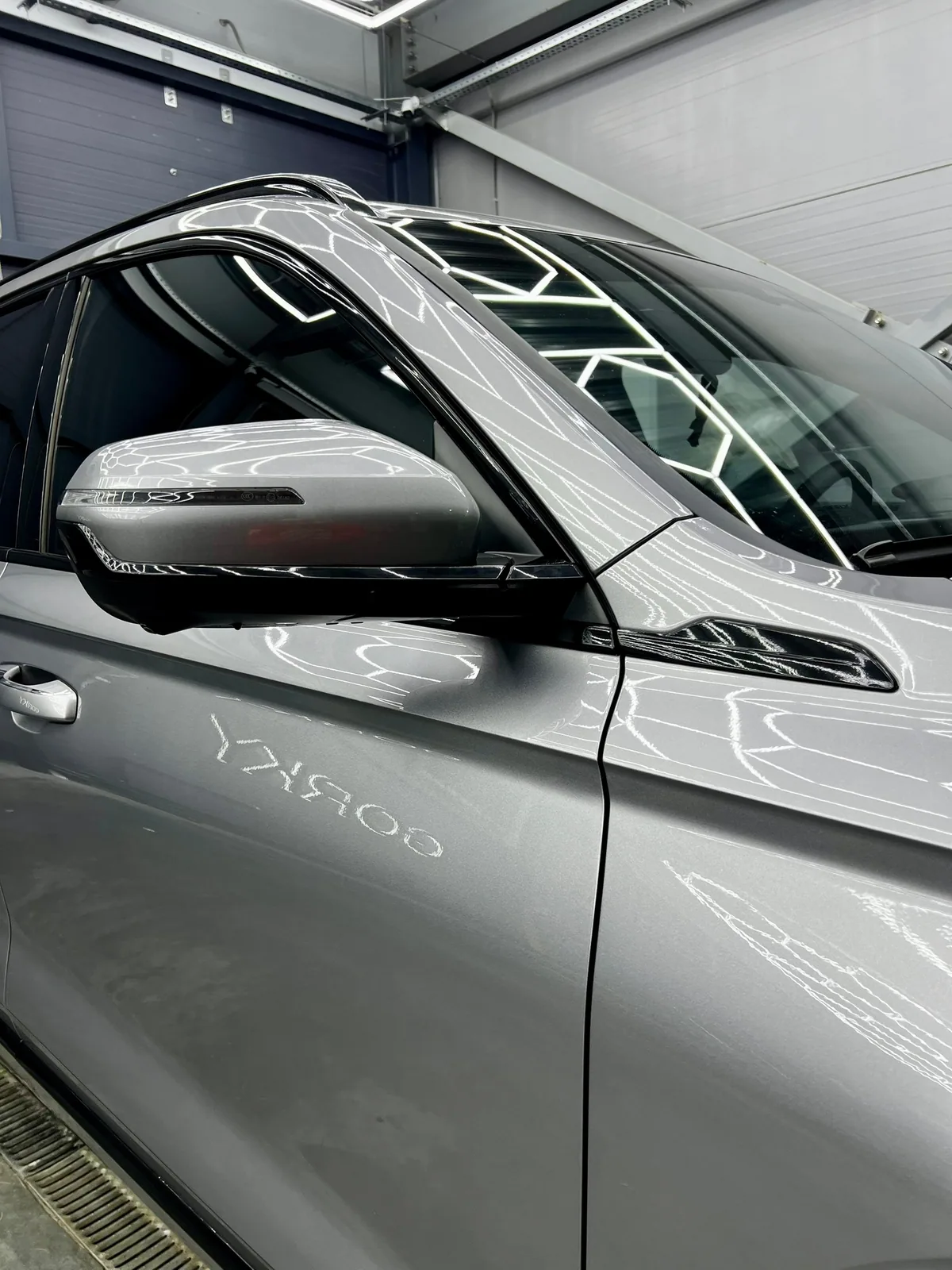 Geely Mondjaro - Выполнили полную шумоизоляцию, полный антихром, перекрасил…
