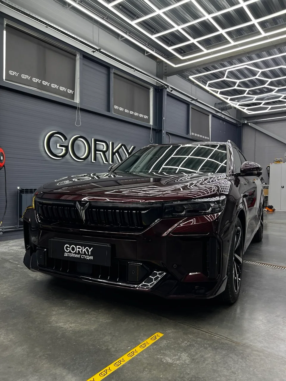 Оклейка автомобиля — детейлинг-студия GORKY